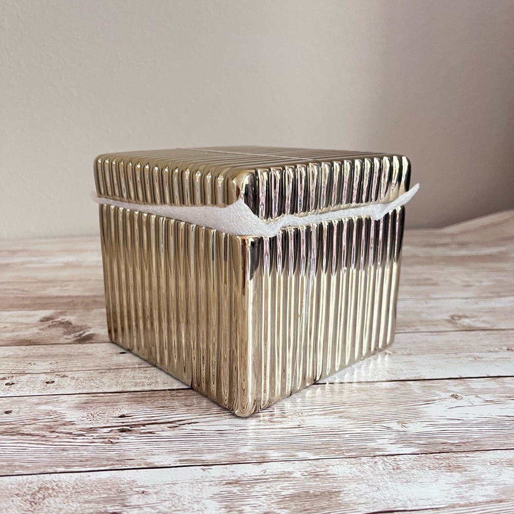 Target Bullseye Decorative Metallic Box Gold🎀